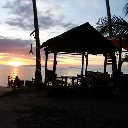 I Talay Beach Bar & Cottage Taling Ngam Dış mekan fotoğraf